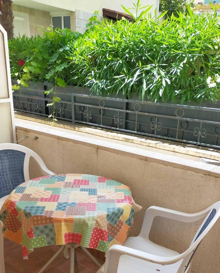 Guesthouse Tri Palme Bečići Ngoại thất bức ảnh