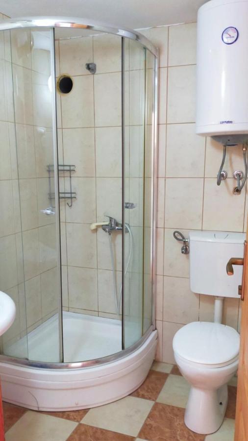 Guesthouse Tri Palme Bečići Ngoại thất bức ảnh