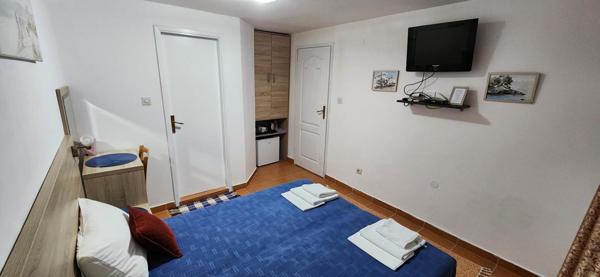 Guesthouse Tri Palme Bečići Ngoại thất bức ảnh